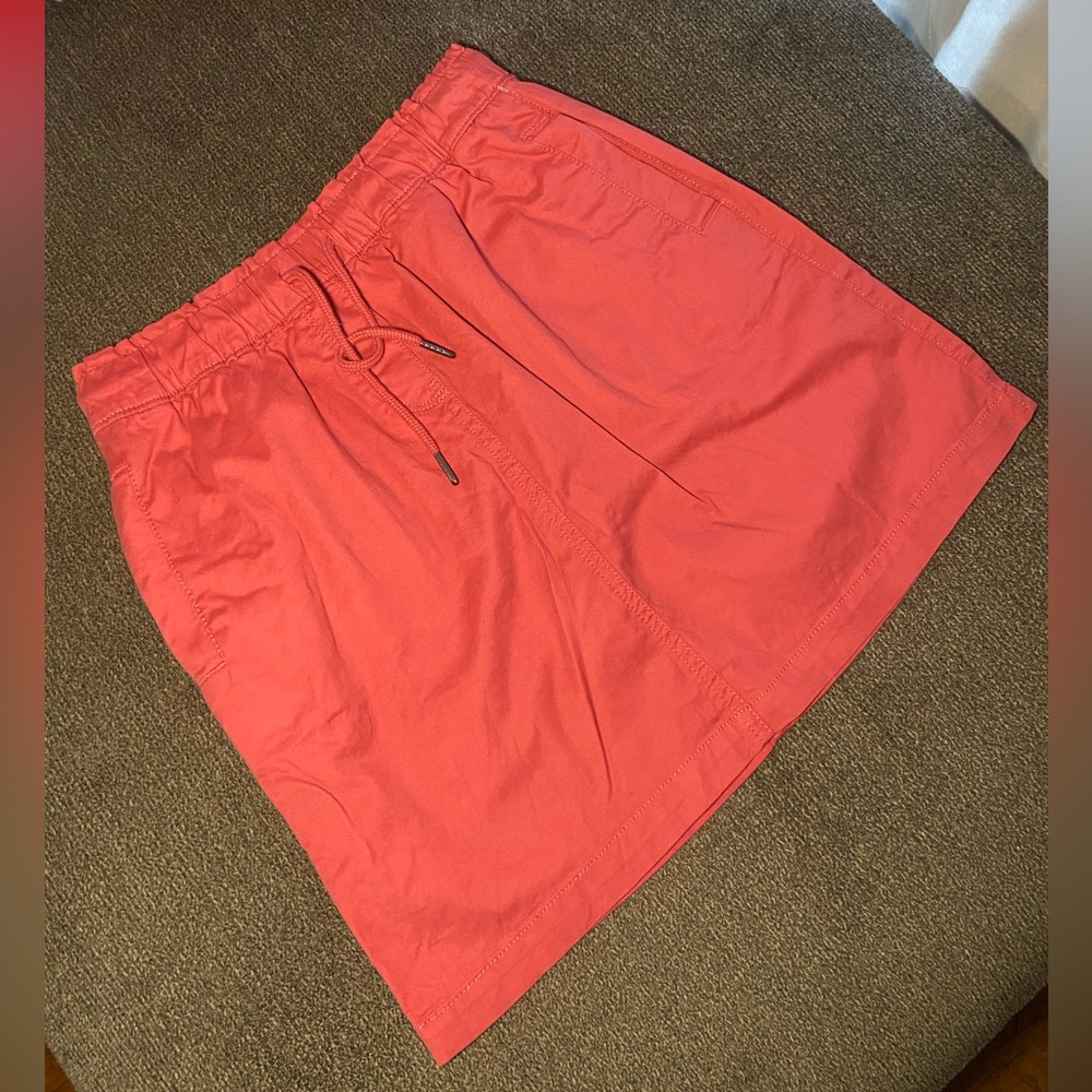 Old navy skirt NWOT